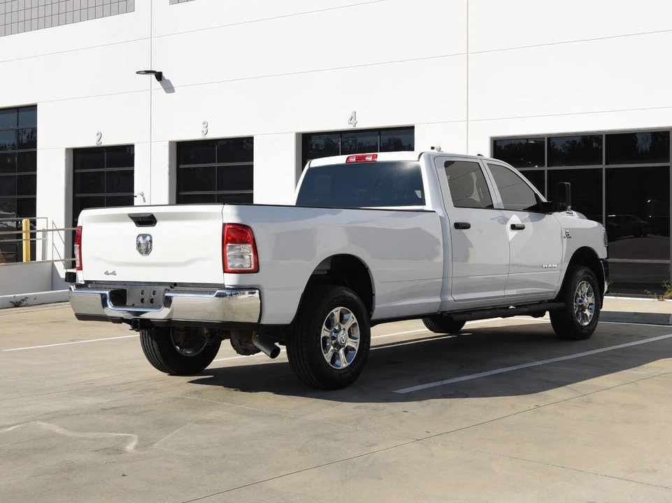 2022 Ram 3500 - Image 9 of 20