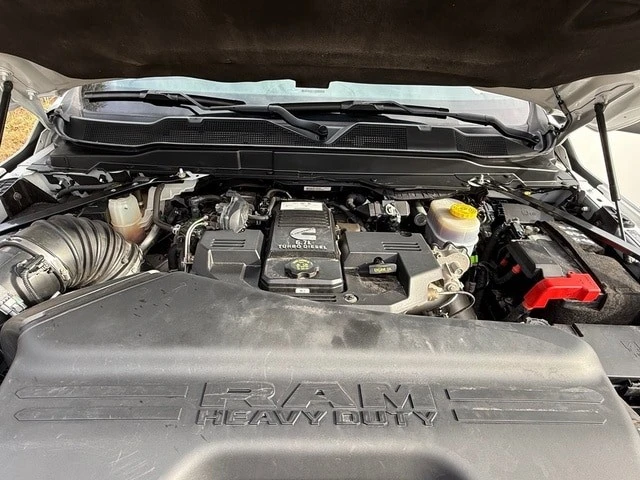2022 Ram 3500 - Image 11 of 21