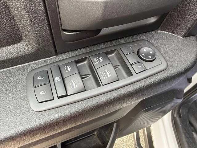 2022 Ram 3500 - Image 14 of 21