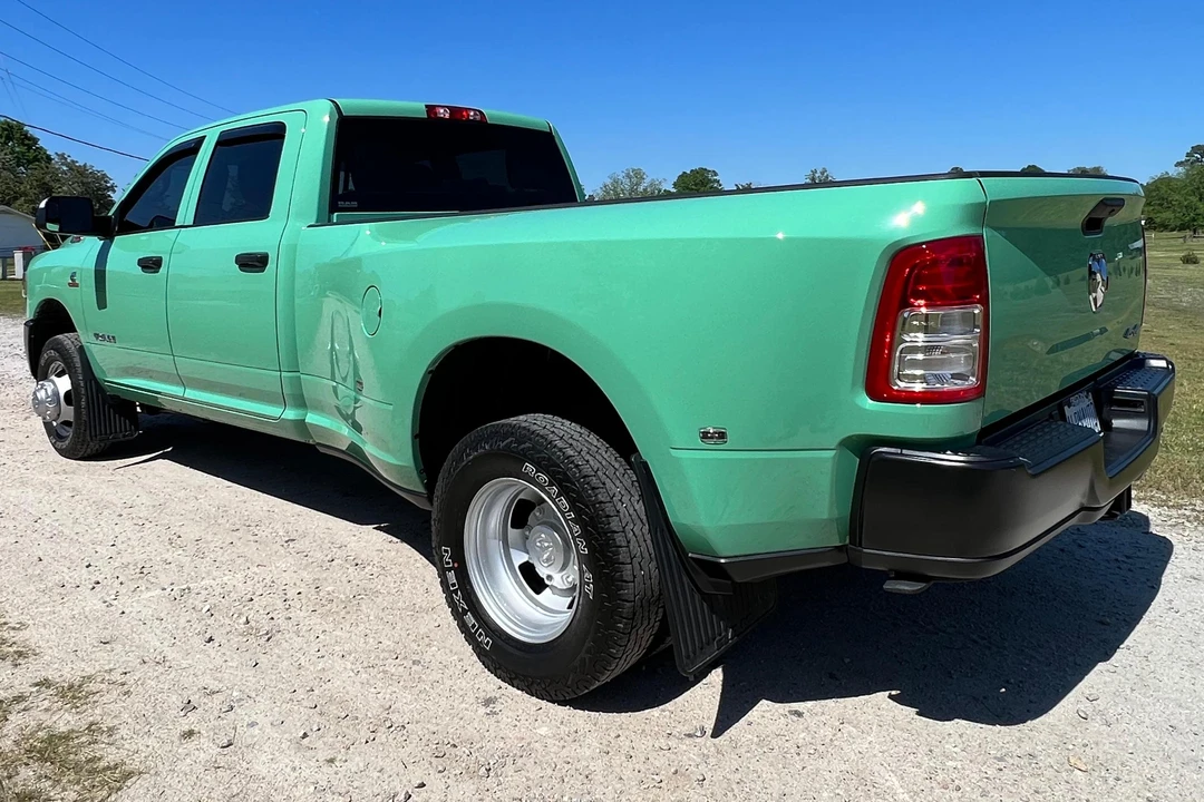 2022 Ram 3500 - Image 4 of 31