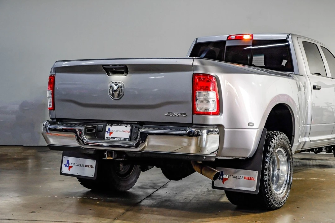2022 Ram 3500 - Image 12 of 12