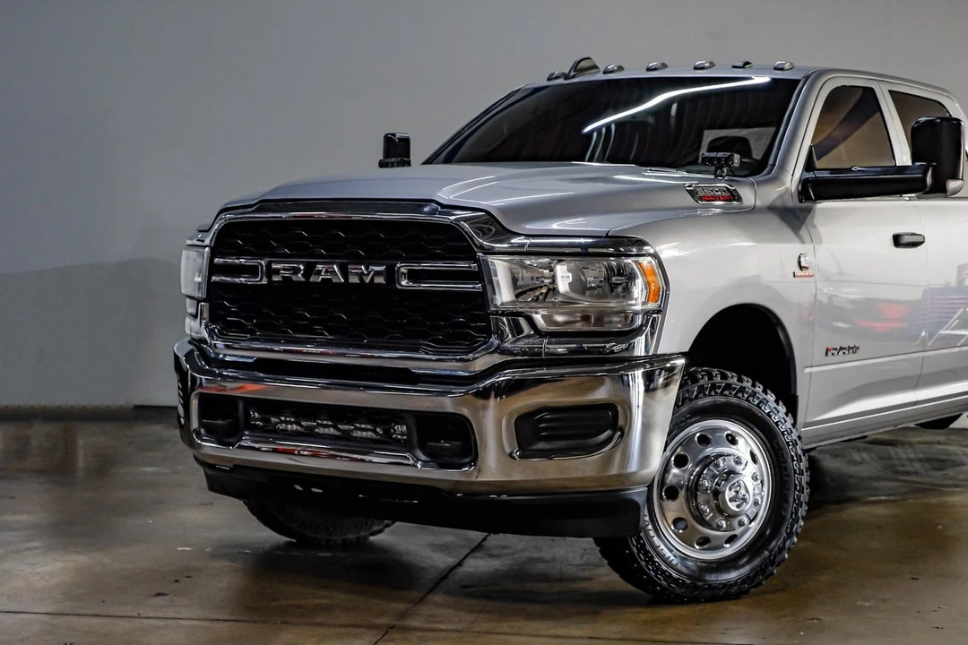 2022 Ram 3500 - Image 8 of 12