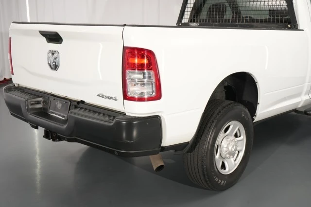 2022 Ram 3500 - Image 16 of 31