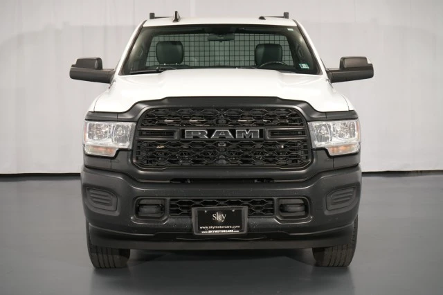 2022 Ram 3500 - Image 7 of 31