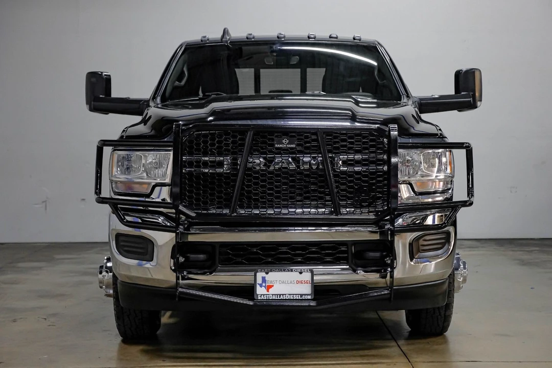 2022 Ram 3500 - Image 4 of 21
