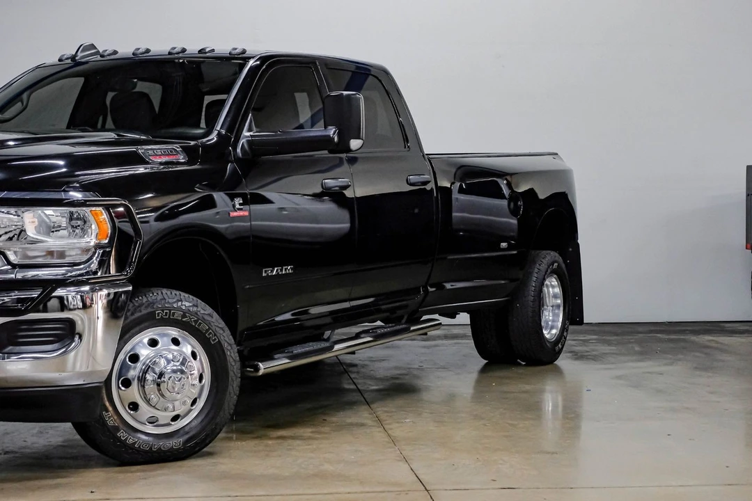2022 Ram 3500 - Image 8 of 21