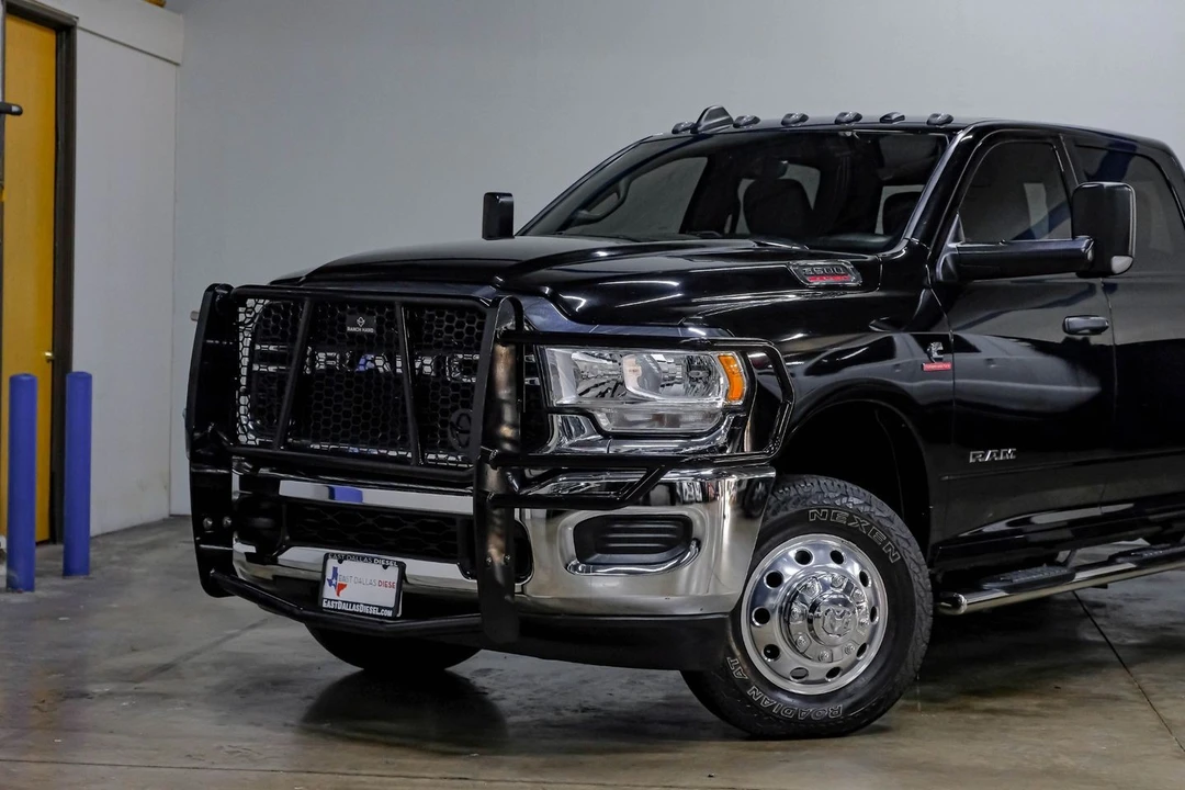 2022 Ram 3500 - Image 7 of 21