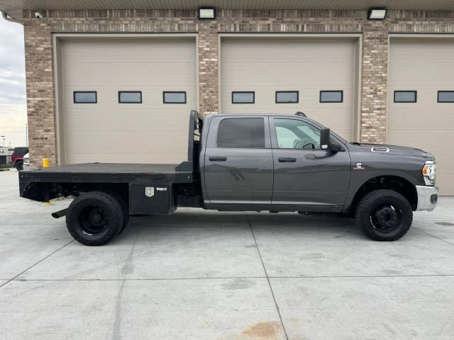 2022 Ram 3500 - Image 18 of 31