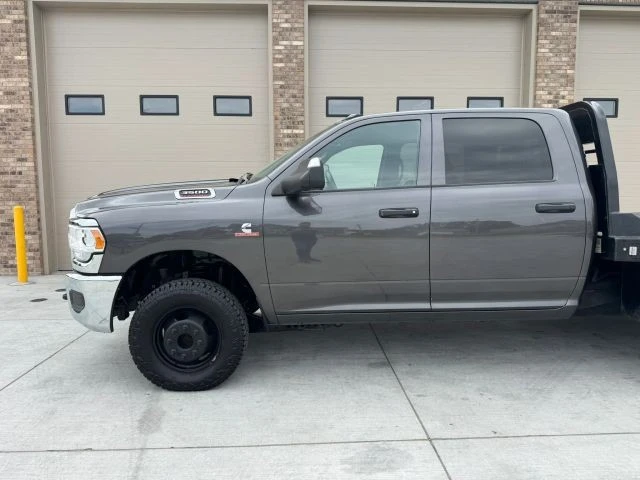 2022 Ram 3500 - Image 2 of 31