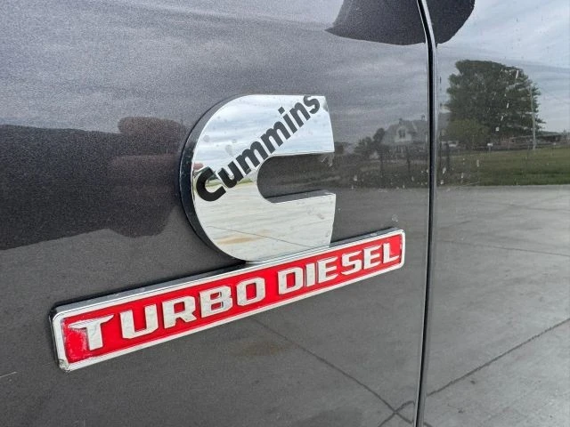 2022 Ram 3500 - Image 15 of 31