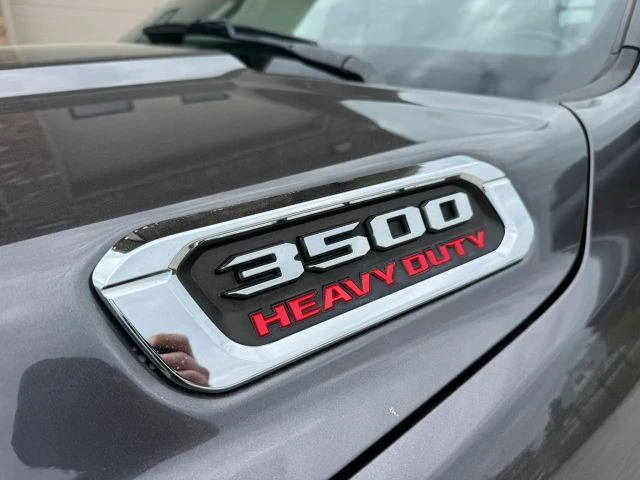 2022 Ram 3500 - Image 14 of 31