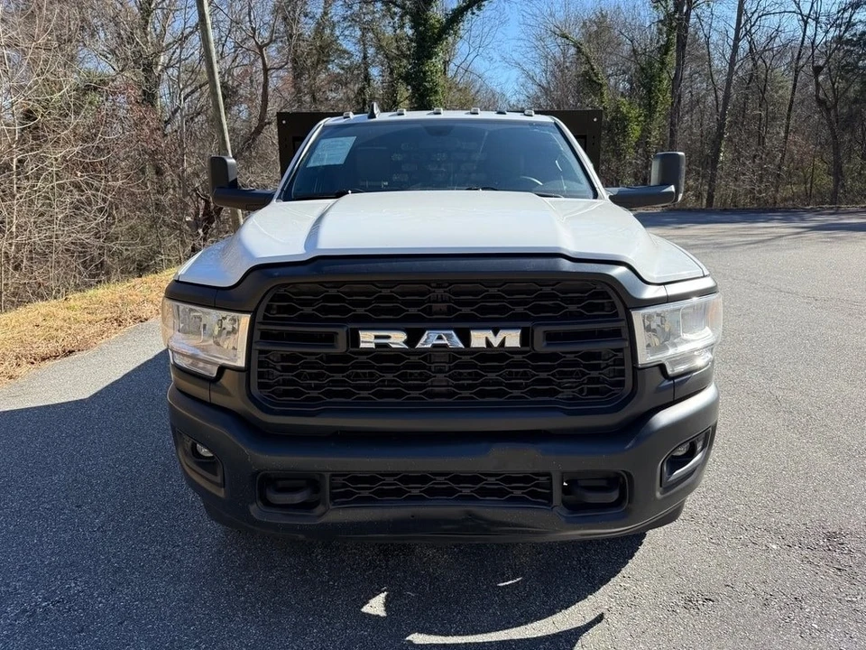 2022 Ram 3500 - Image 3 of 12