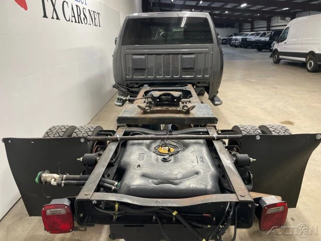 2022 Ram 4500 & 5500 - Image 7 of 21