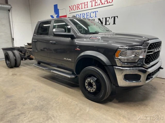 2022 Ram 4500 & 5500 - Image 2 of 21