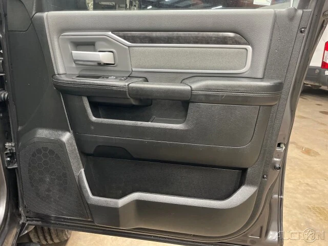 2022 Ram 4500 & 5500 - Image 19 of 21