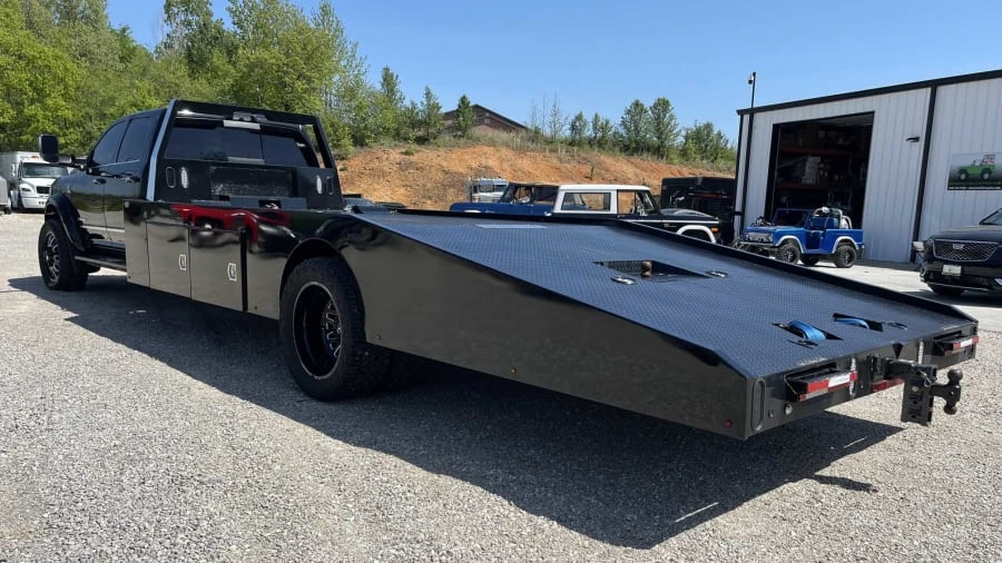2022 Ram 4500 & 5500 - Image 7 of 19