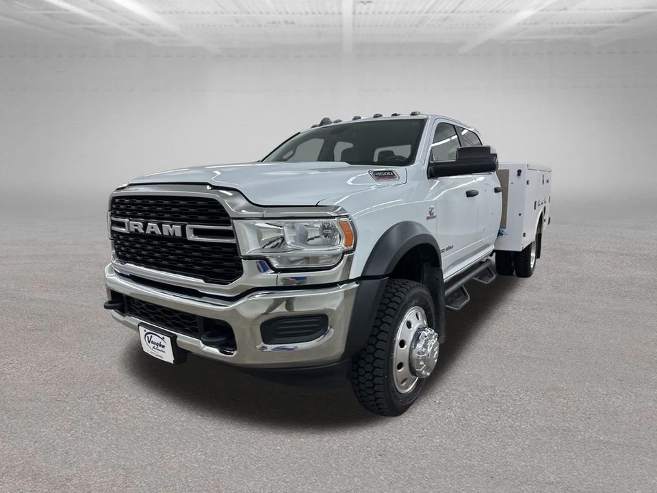 2022 Ram 4500 & 5500 - Image 7 of 21