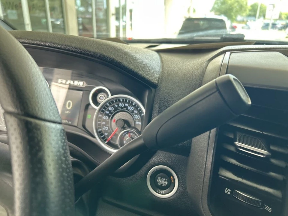2022 Ram 4500 & 5500 - Image 8 of 12