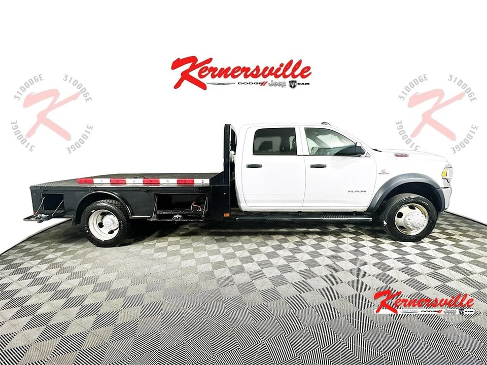 2022 Ram 4500 & 5500 - Image 8 of 21