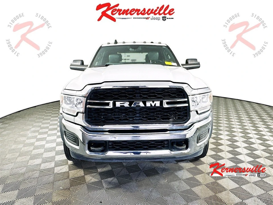 2022 Ram 4500 & 5500 - Image 2 of 21