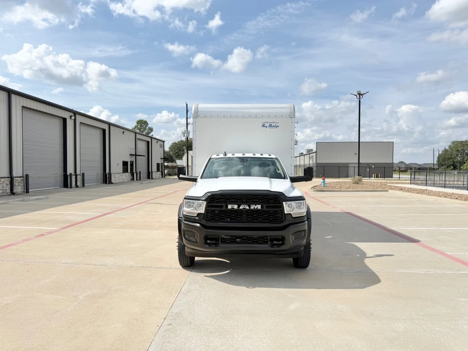 2022 Ram 4500 & 5500 - Image 3 of 9