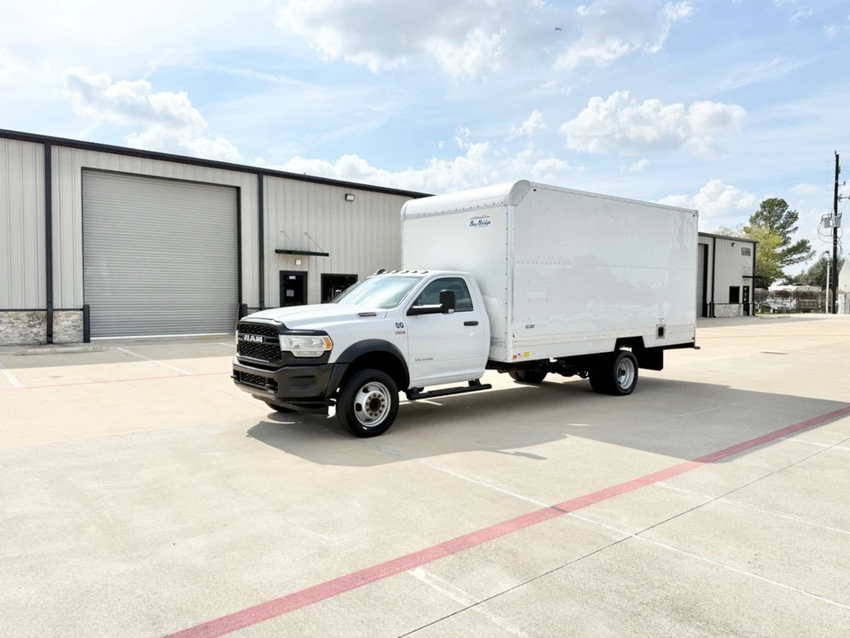 2022 Ram 4500 & 5500 - Image 2 of 9