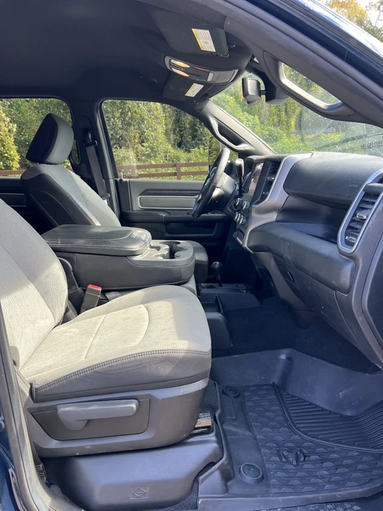 2022 Ram 4500 & 5500 - Image 10 of 12