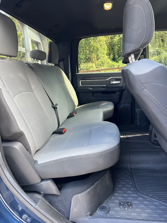 2022 Ram 4500 & 5500 - Image 9 of 12