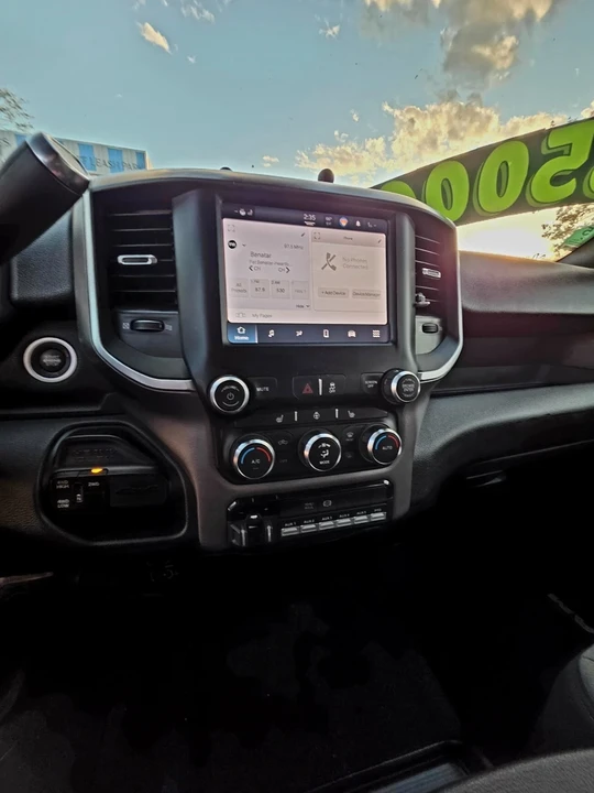 2022 Ram 4500 & 5500 - Image 11 of 21