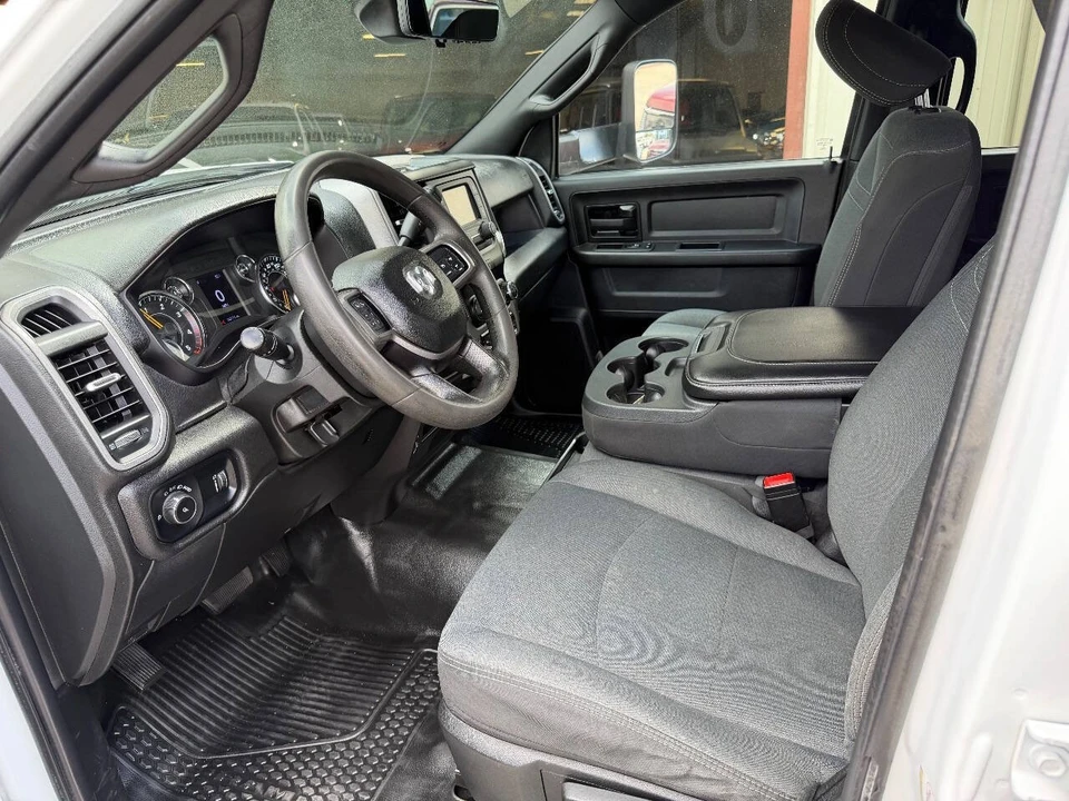 2022 Ram 4500 & 5500 - Image 5 of 12