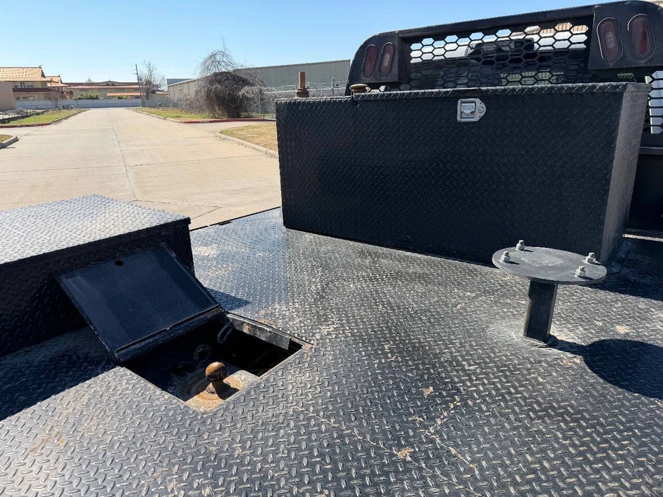 2022 Ram 4500 & 5500 - Image 15 of 19