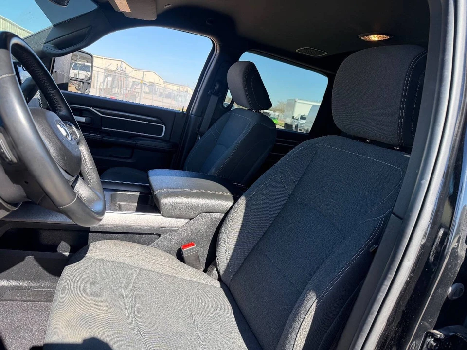 2022 Ram 4500 & 5500 - Image 17 of 19