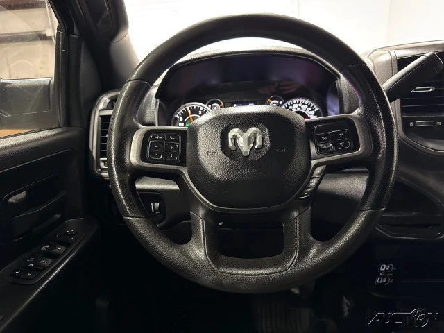2022 Ram 4500 & 5500 - Image 15 of 24