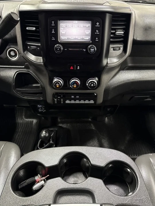 2022 Ram 4500 & 5500 - Image 17 of 21