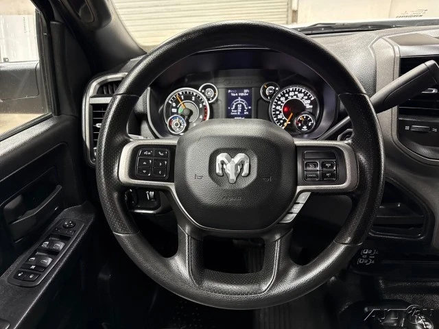 2022 Ram 4500 & 5500 - Image 15 of 21