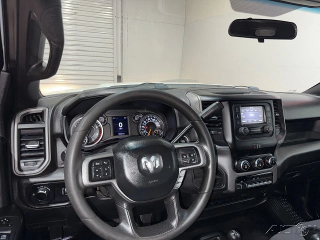 2022 Ram 4500 & 5500 - Image 18 of 24