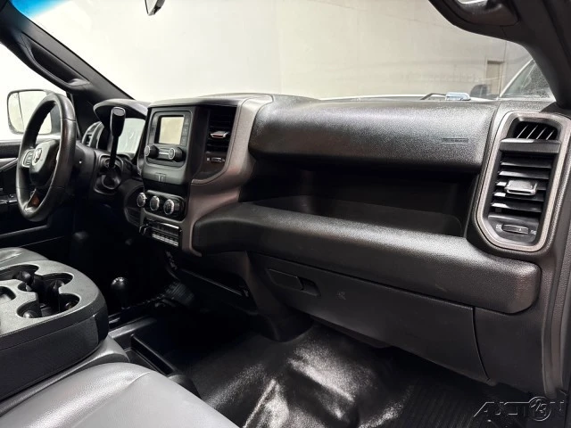2022 Ram 4500 & 5500 - Image 23 of 24