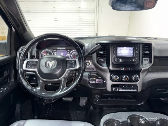 2022 Ram 4500 & 5500 - Image 14 of 24