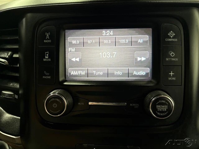 2022 Ram 4500 & 5500 - Image 19 of 24