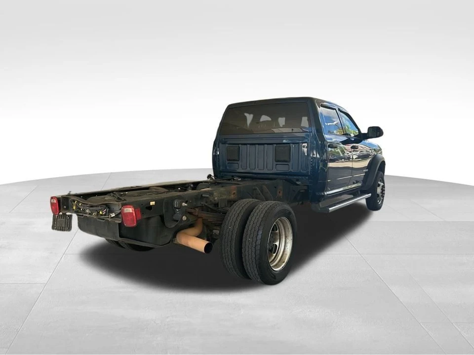 2022 Ram 4500 & 5500 - Image 3 of 12