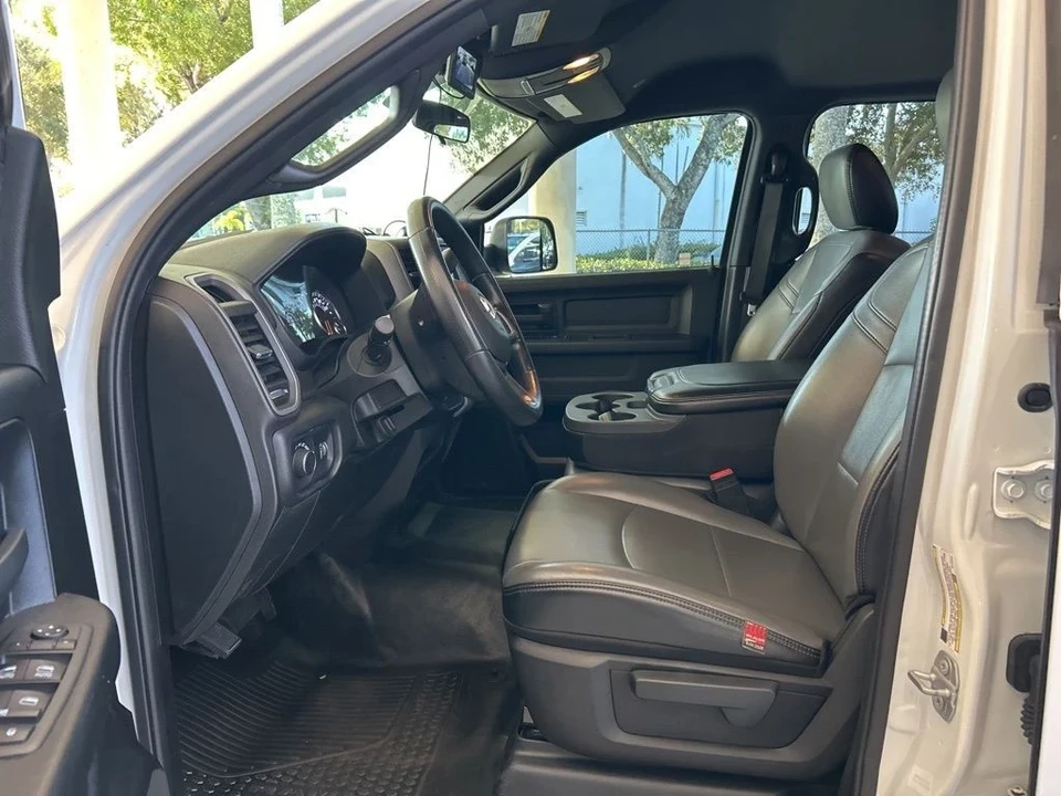 2022 Ram 4500 & 5500 - Image 5 of 12