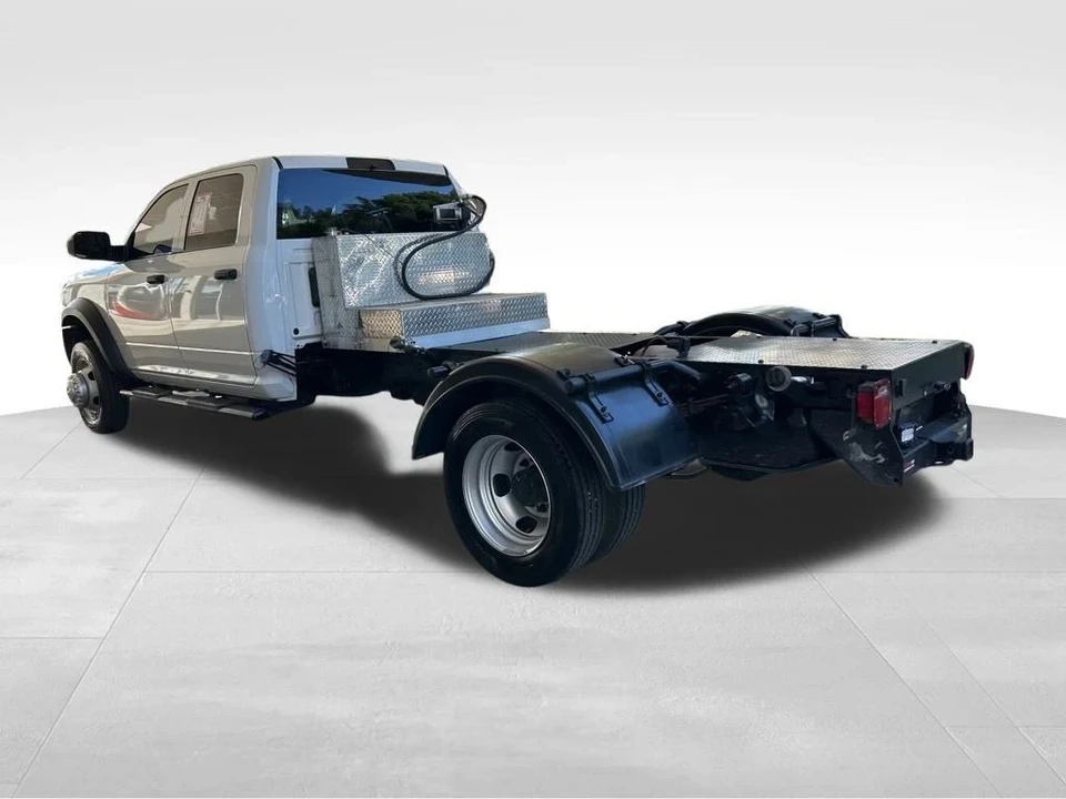 2022 Ram 4500 & 5500 - Image 4 of 12