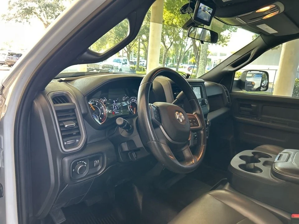 2022 Ram 4500 & 5500 - Image 6 of 12