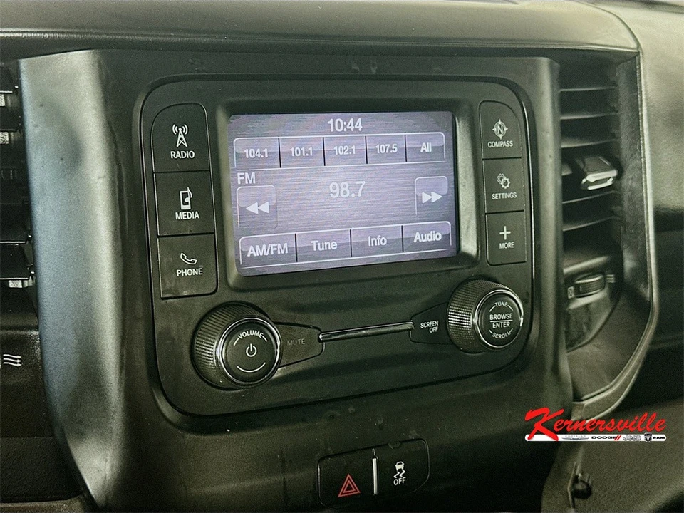 2022 Ram 4500 & 5500 - Image 17 of 21