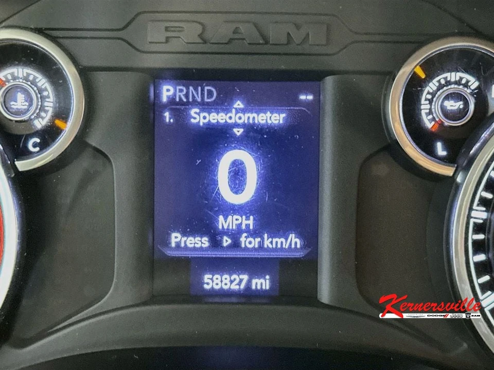 2022 Ram 4500 & 5500 - Image 15 of 24