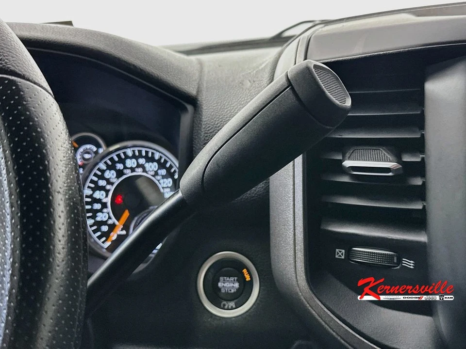 2022 Ram 4500 & 5500 - Image 16 of 24