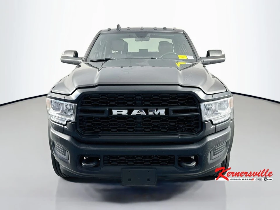 2022 Ram 4500 & 5500 - Image 2 of 24