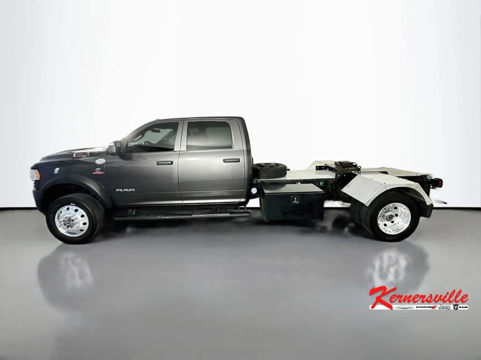 2022 Ram 4500 & 5500 - Image 4 of 24