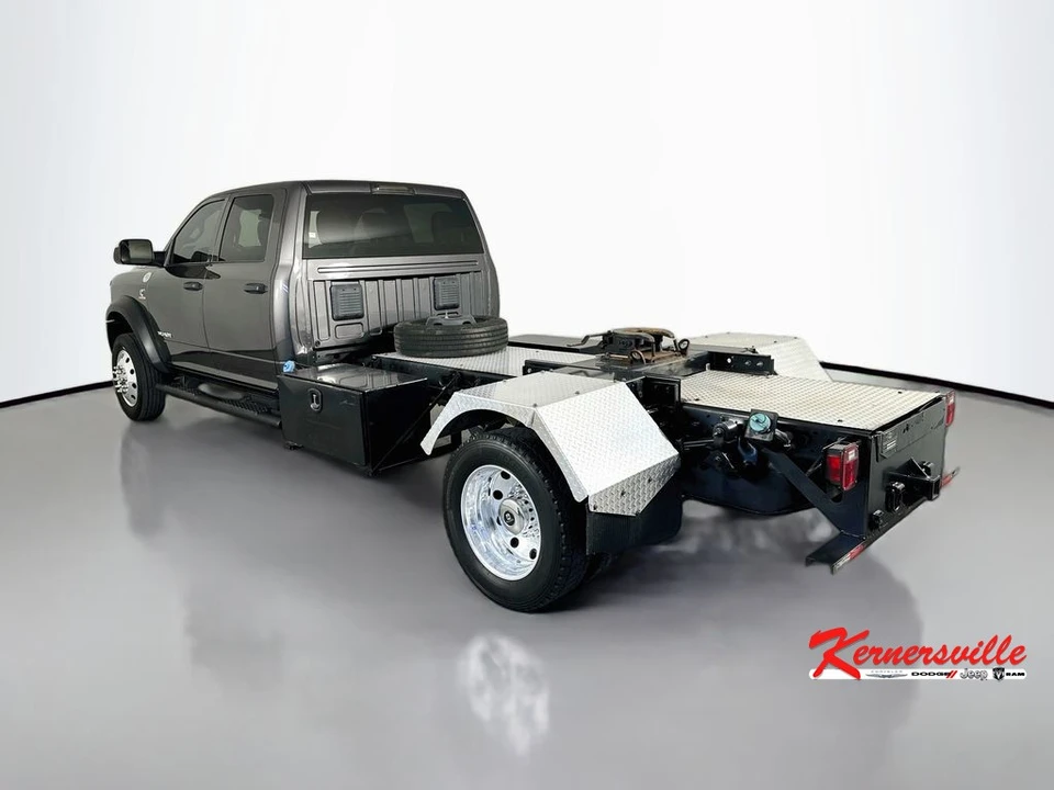 2022 Ram 4500 & 5500 - Image 5 of 24