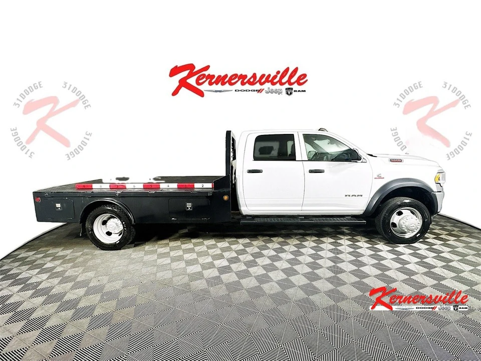2022 Ram 4500 & 5500 - Image 8 of 12